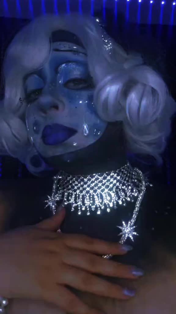 @Kate_Escapism