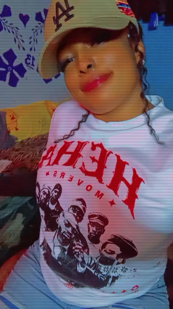 @Mõñtãz 145🌼❤