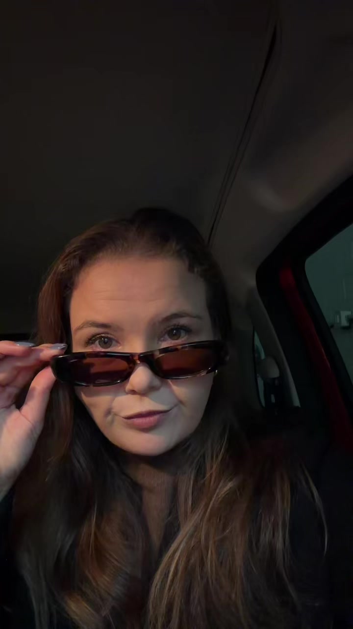 @tay_talk_tok