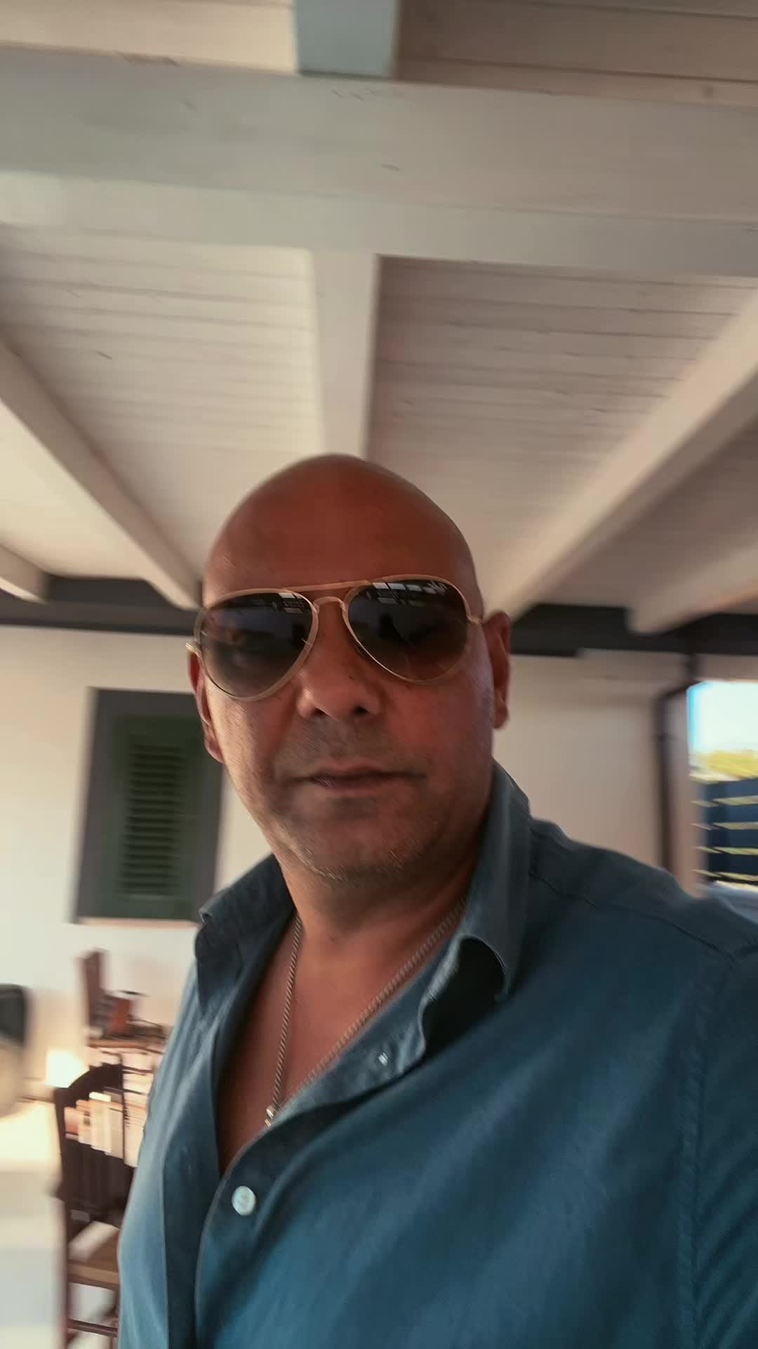 @Tonycrl