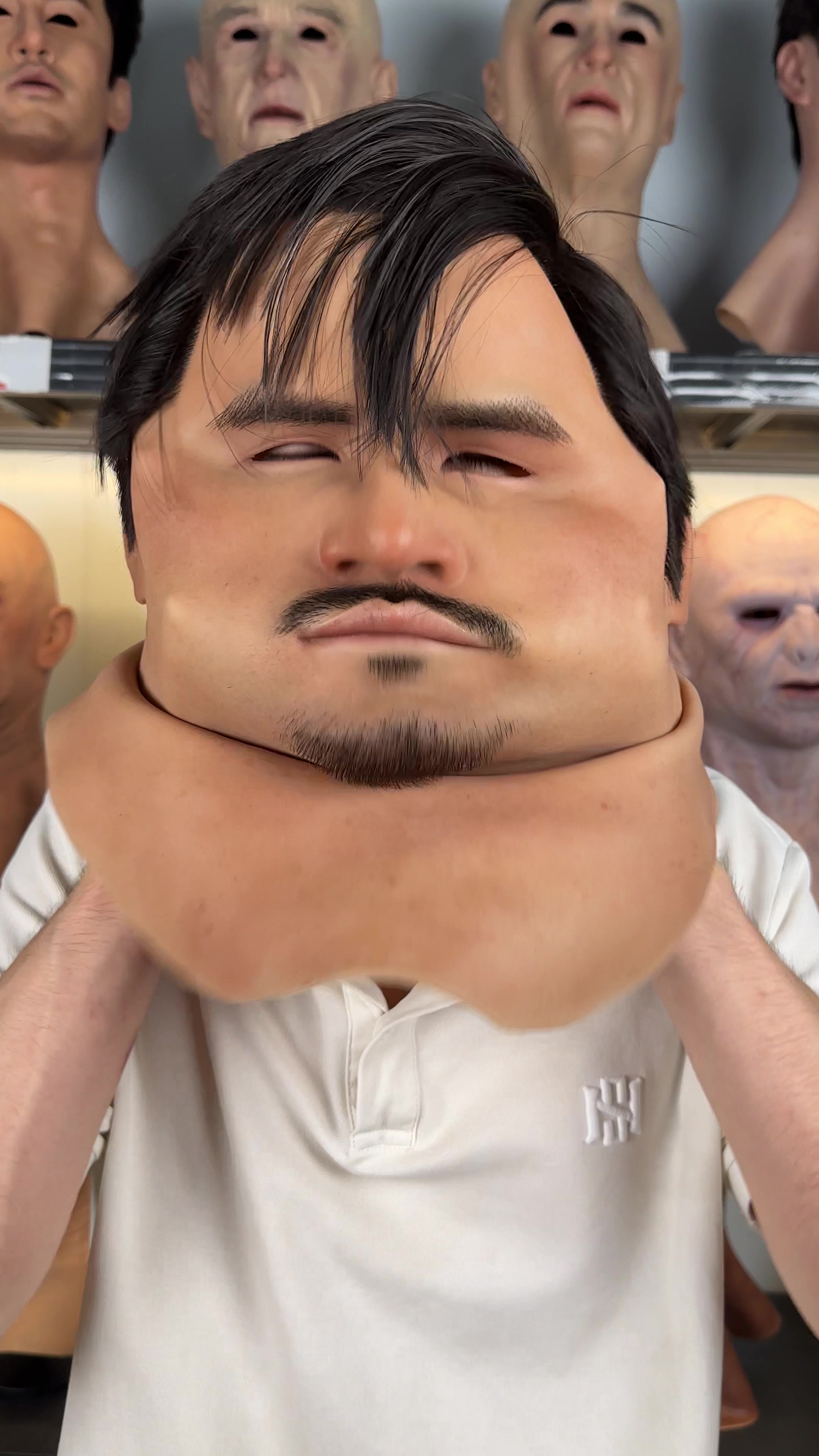 @Lifelikemask