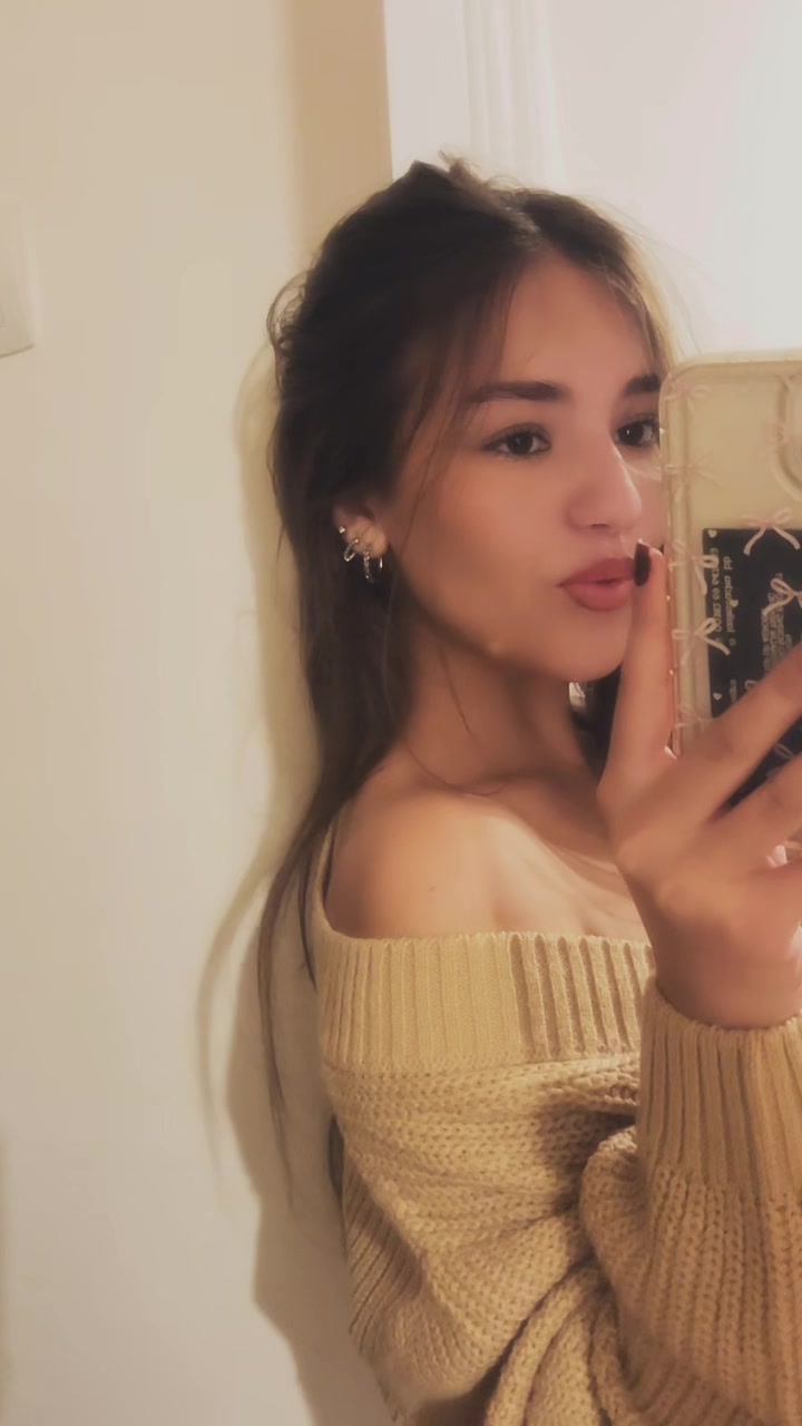 @Ella