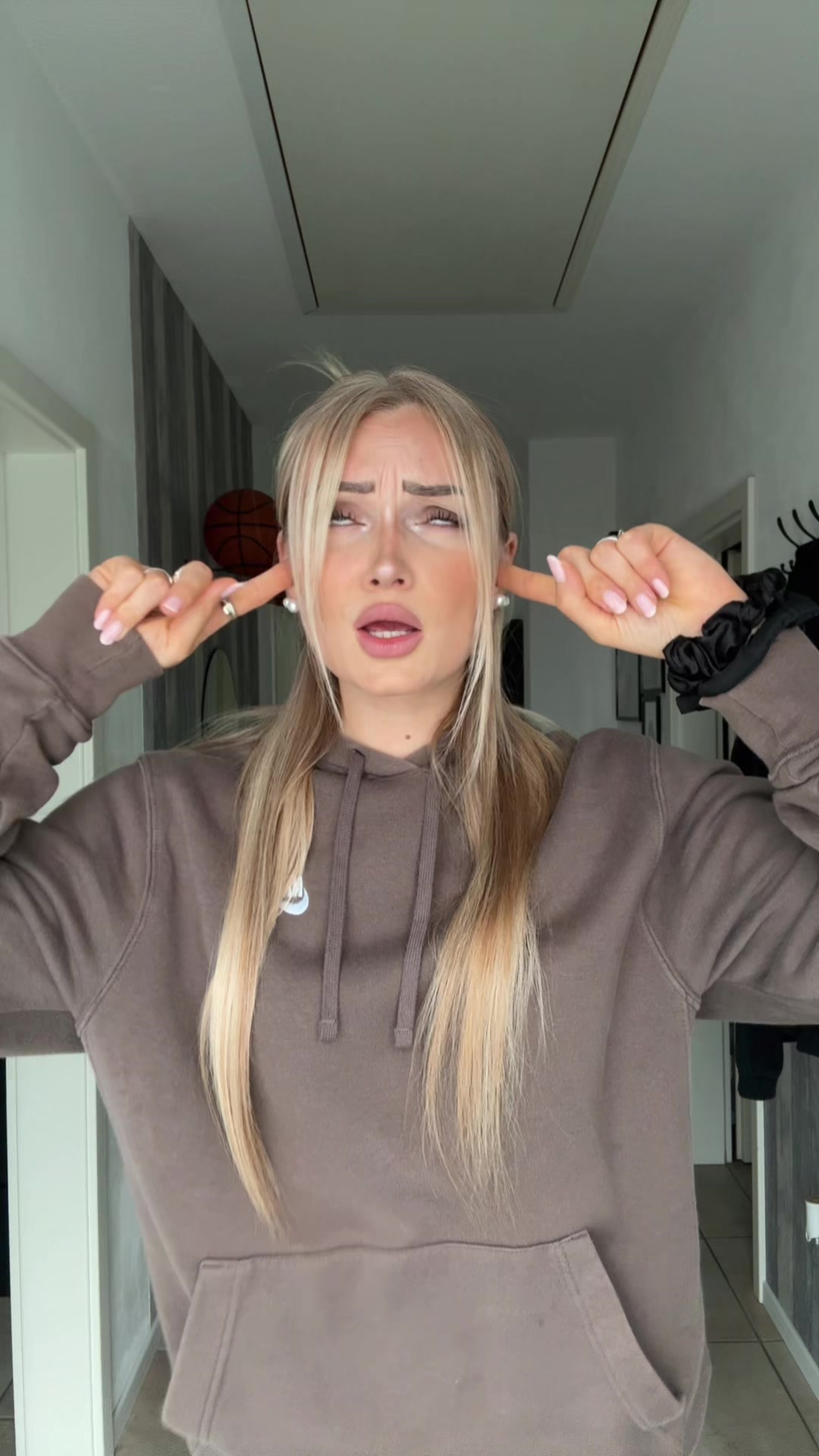@LARA
