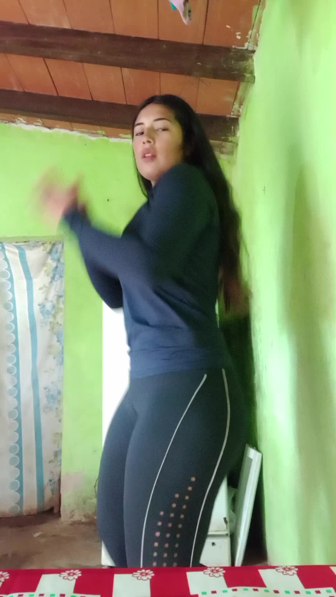@yessi