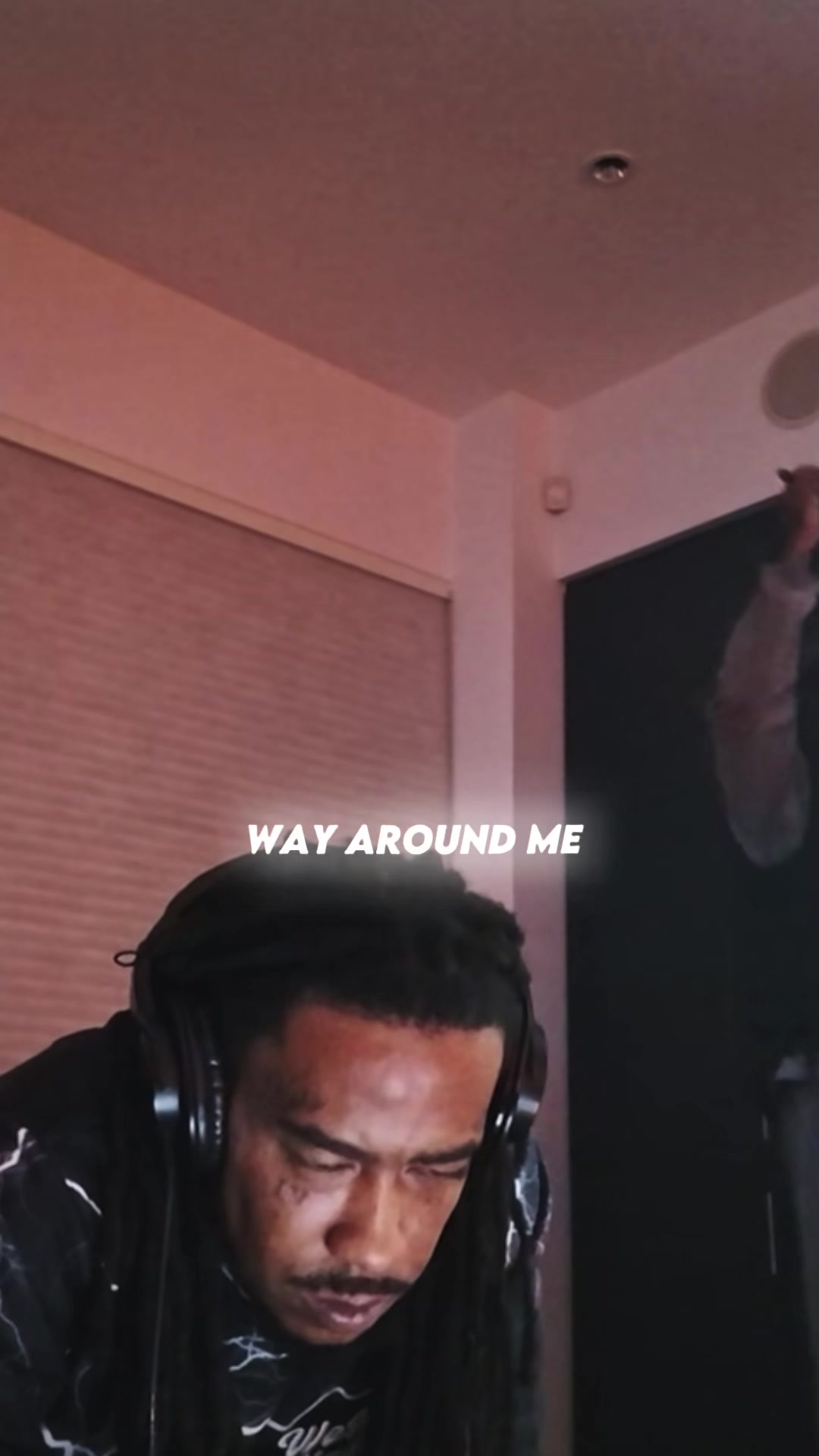 @★
