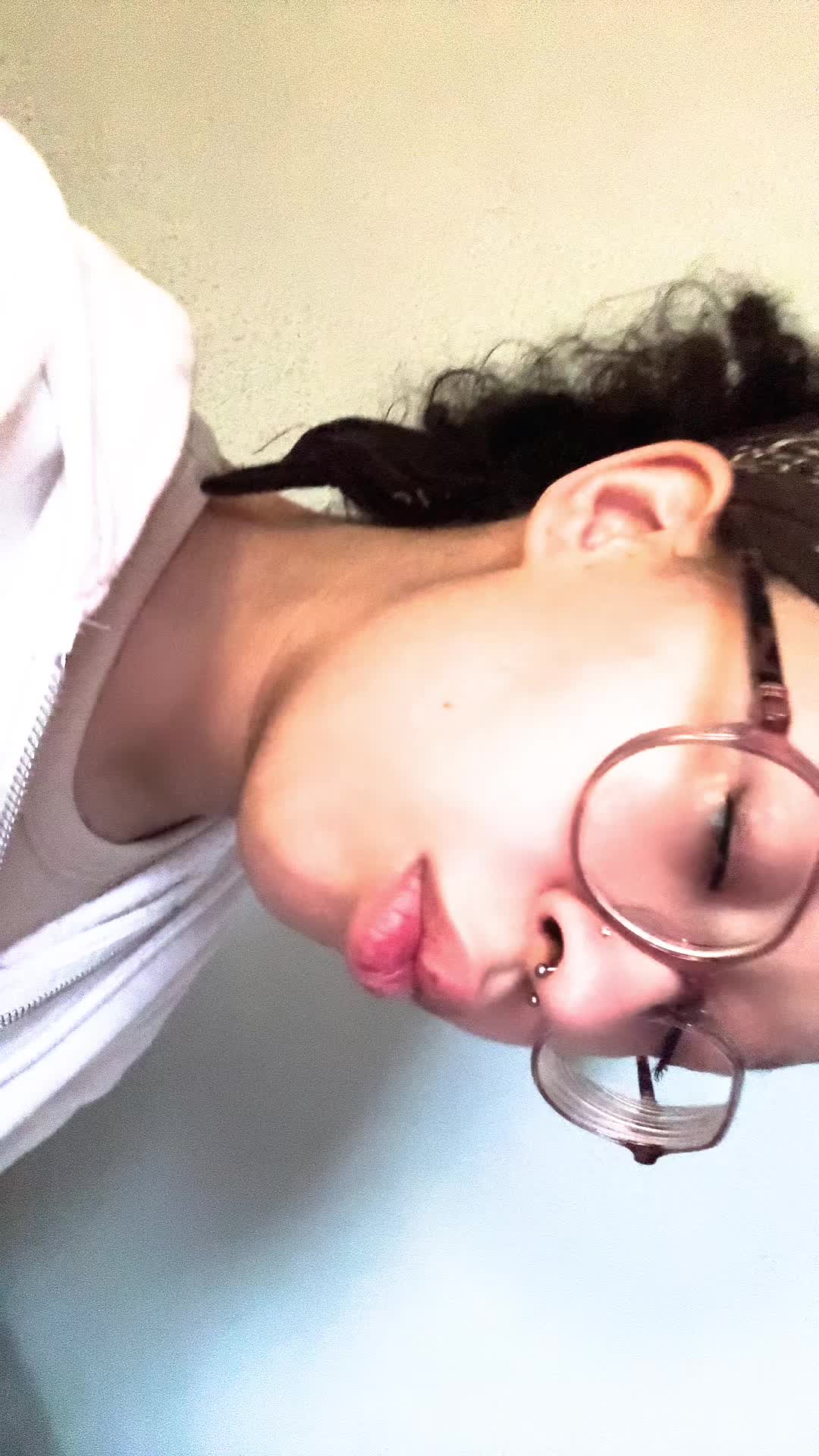 @Jayloo
