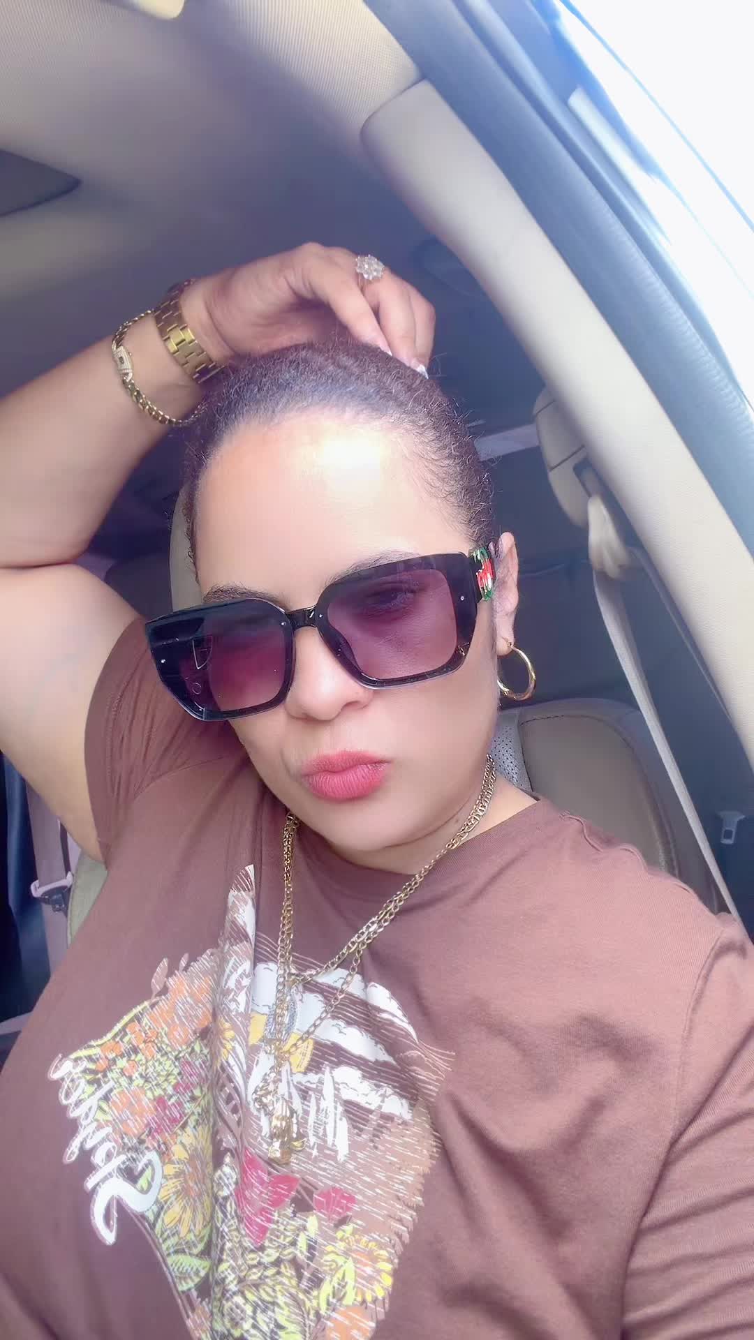 @Yaneli