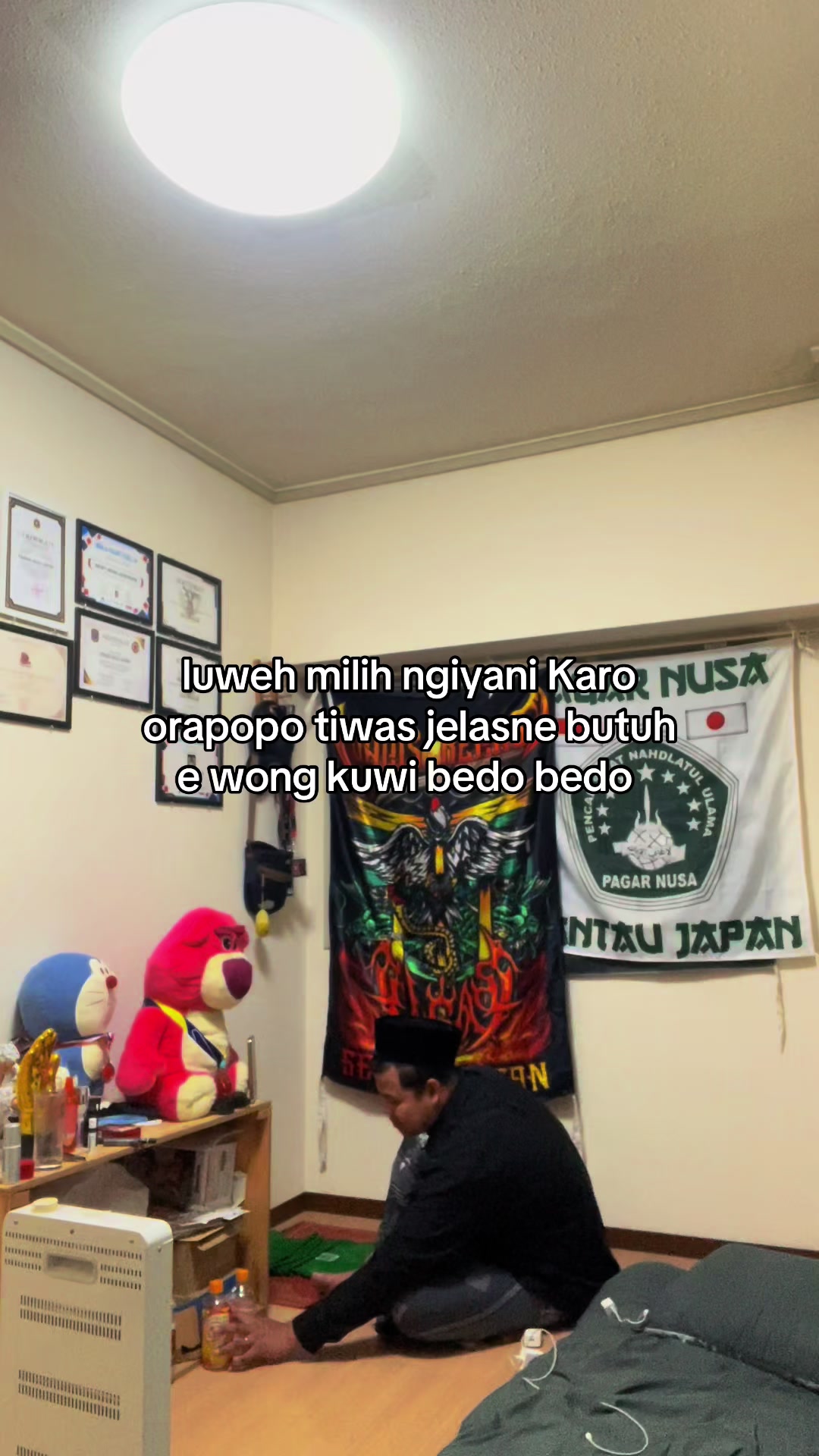 @đŻđđđđđđđđđđđŘŕź