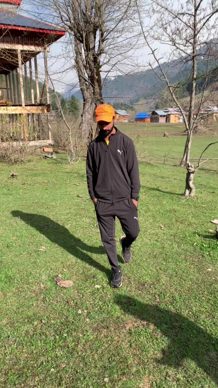 @Kashmir Diary 🍁