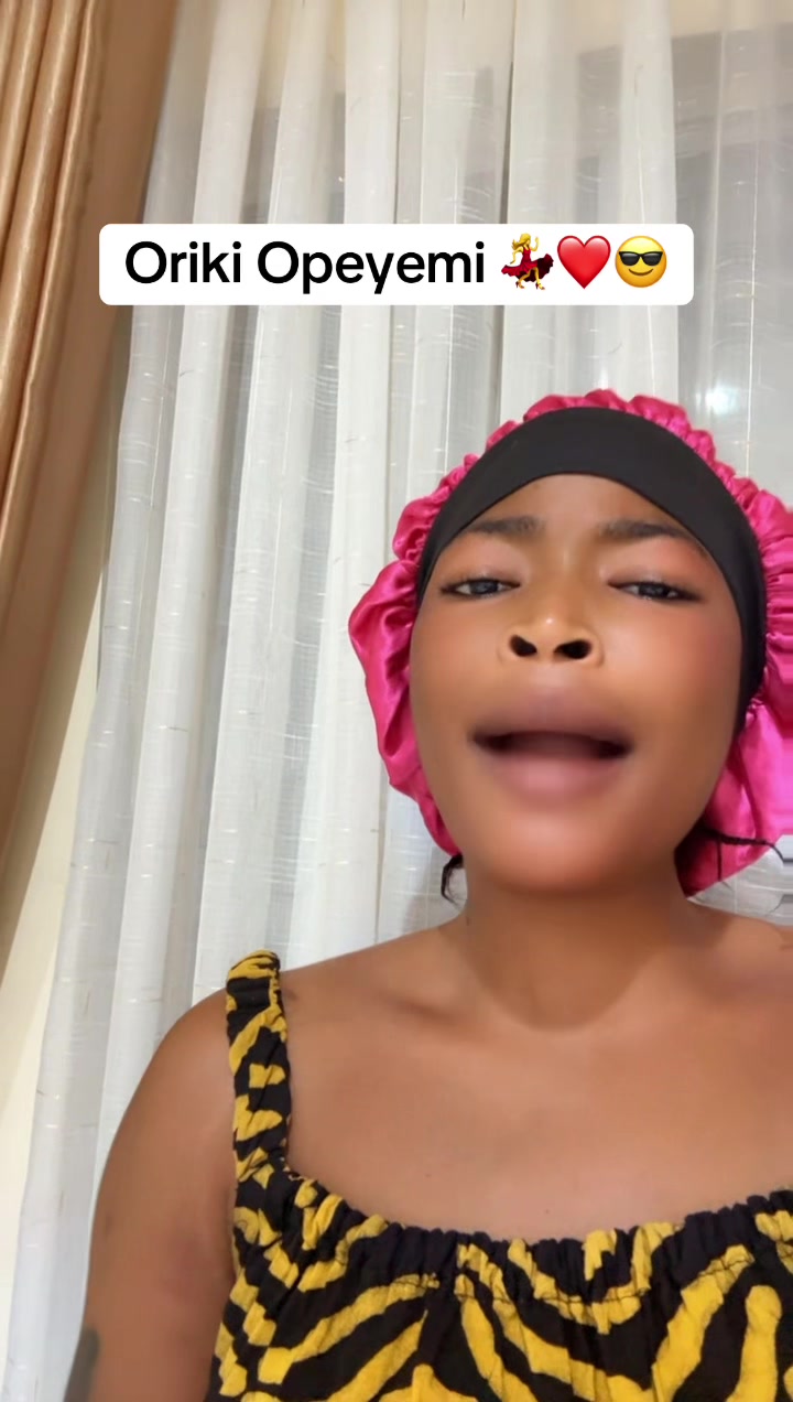 @OMODUNMADE AK&Eacute;W&Igrave;