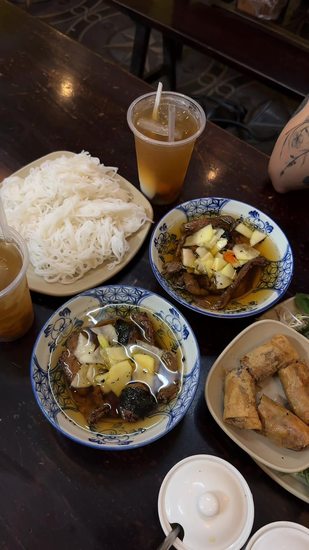 @Tiệm Chè Kám