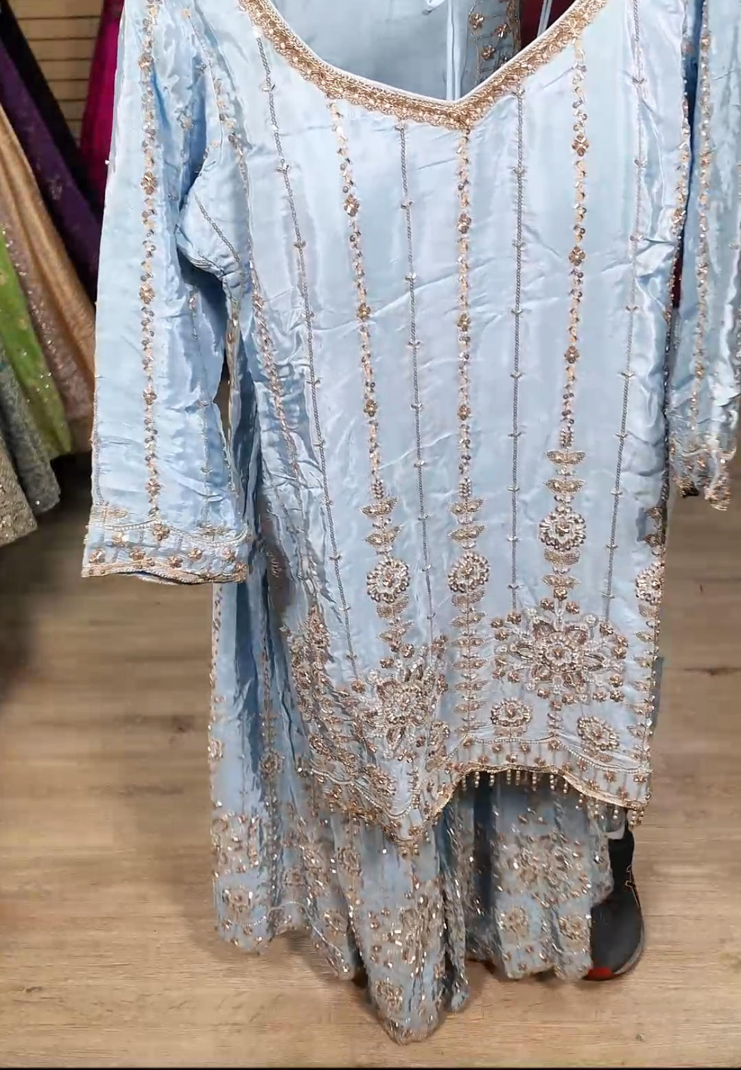 @Arora Fashions 🇨🇦