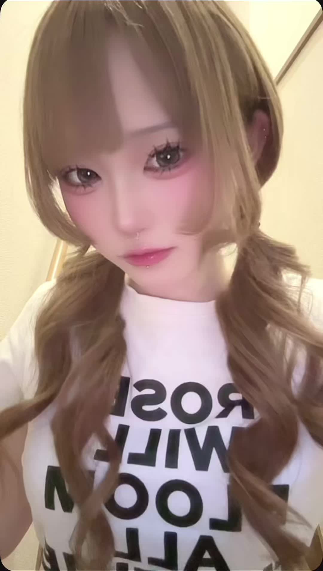 @ア ヤ ノ