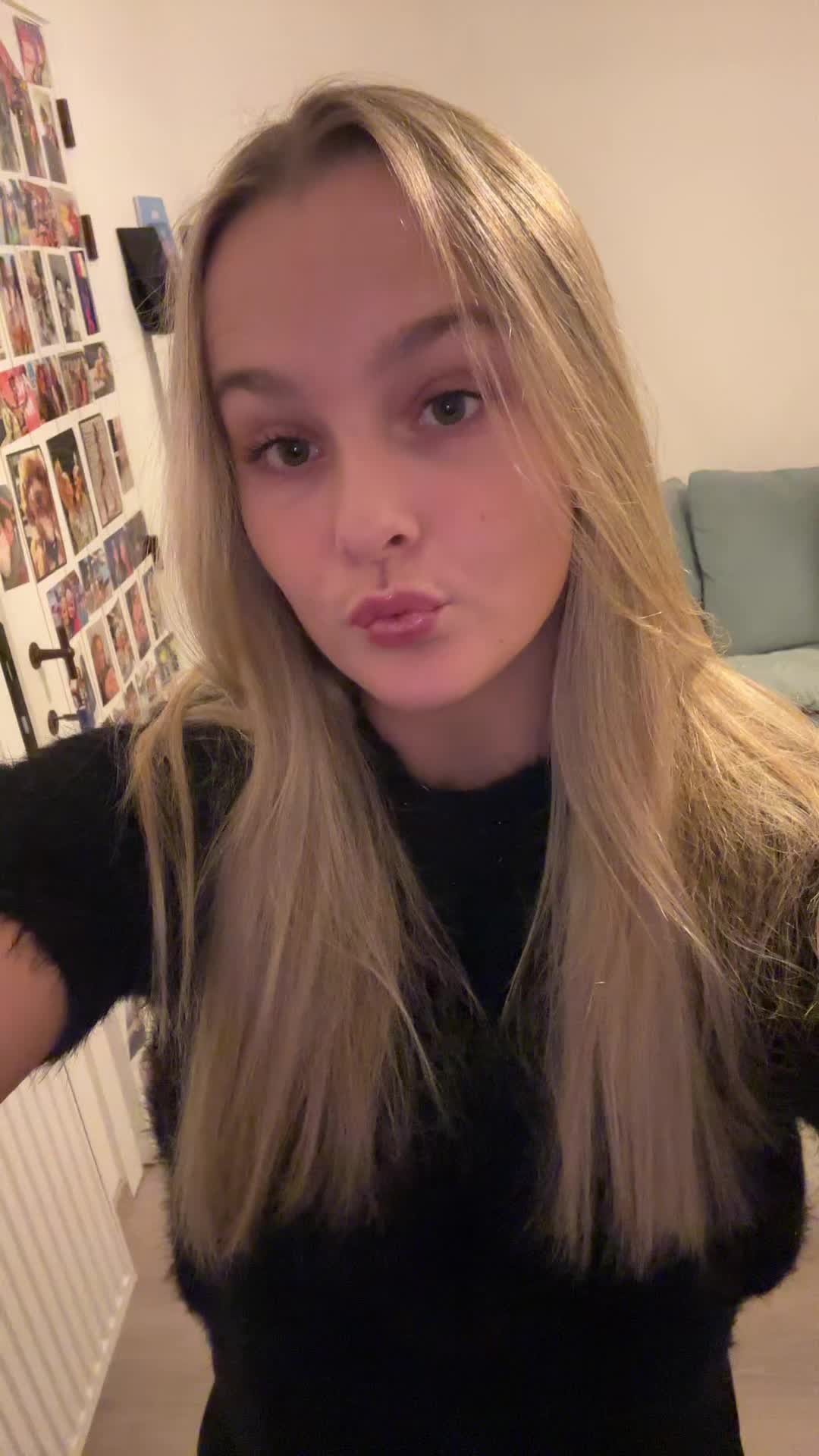 @Am&eacute;lie❤️&zwj;🔥
