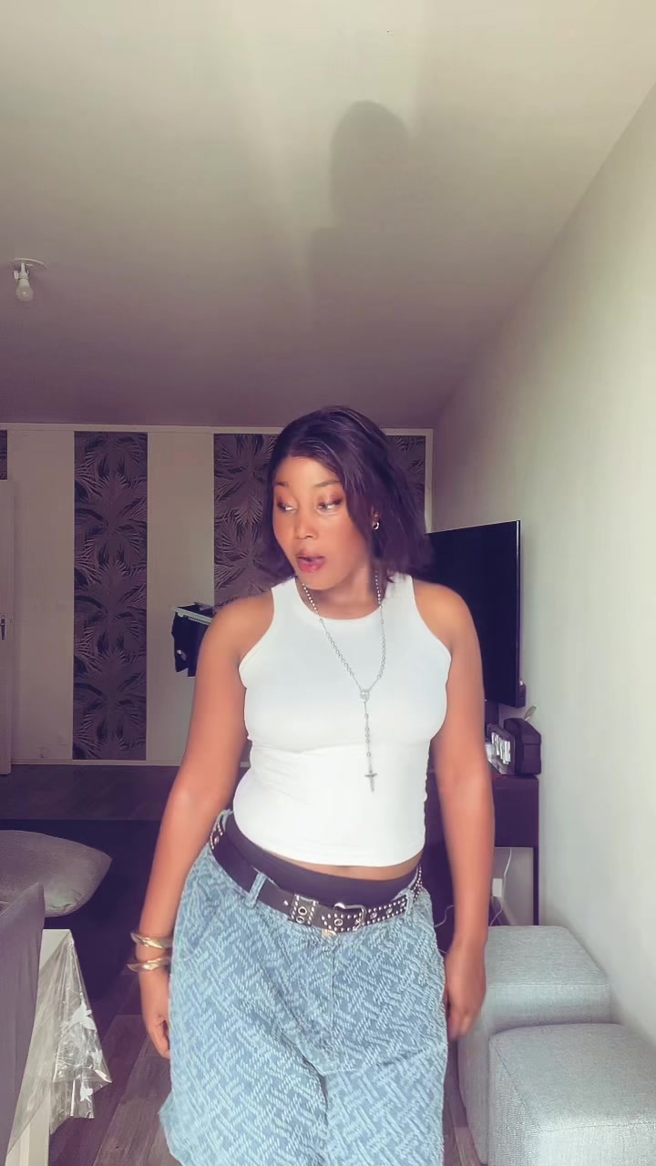 @Christelle Miller💜🇫🇷🇹🇬