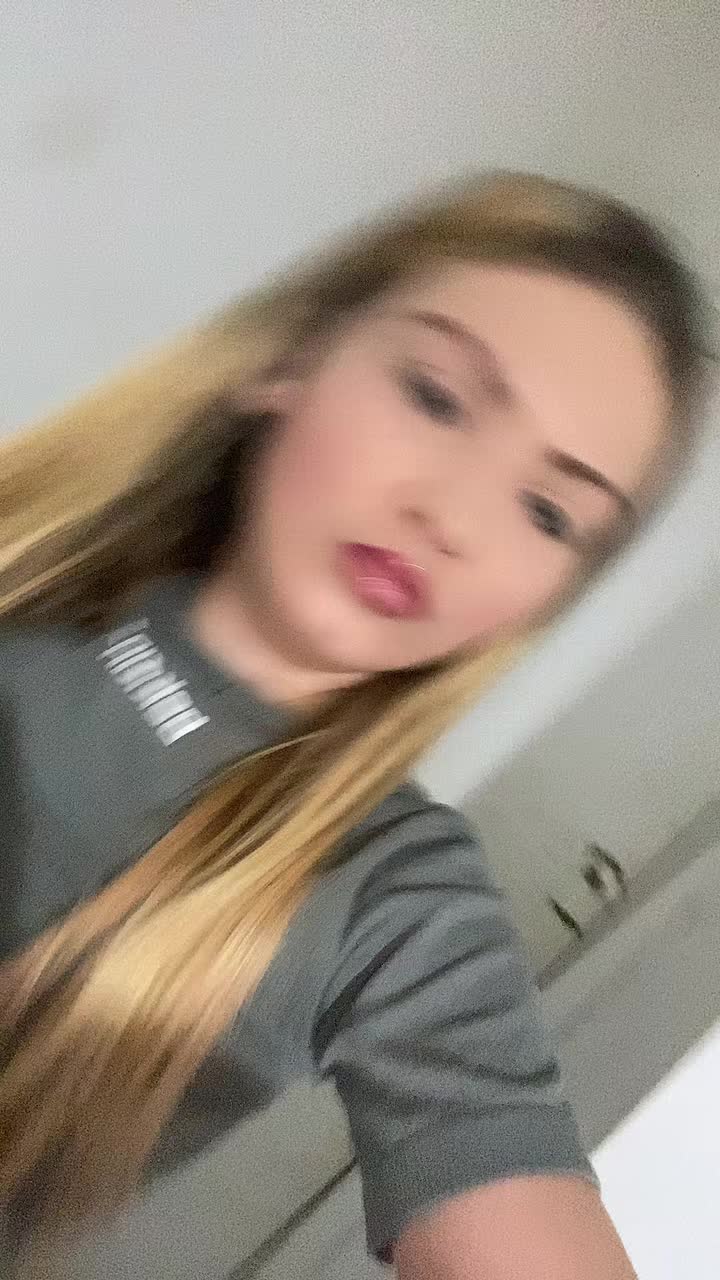 @𝚏 𝚛 𝚊 𝚗 𝚔 𝚒 𝚎 ꨄ