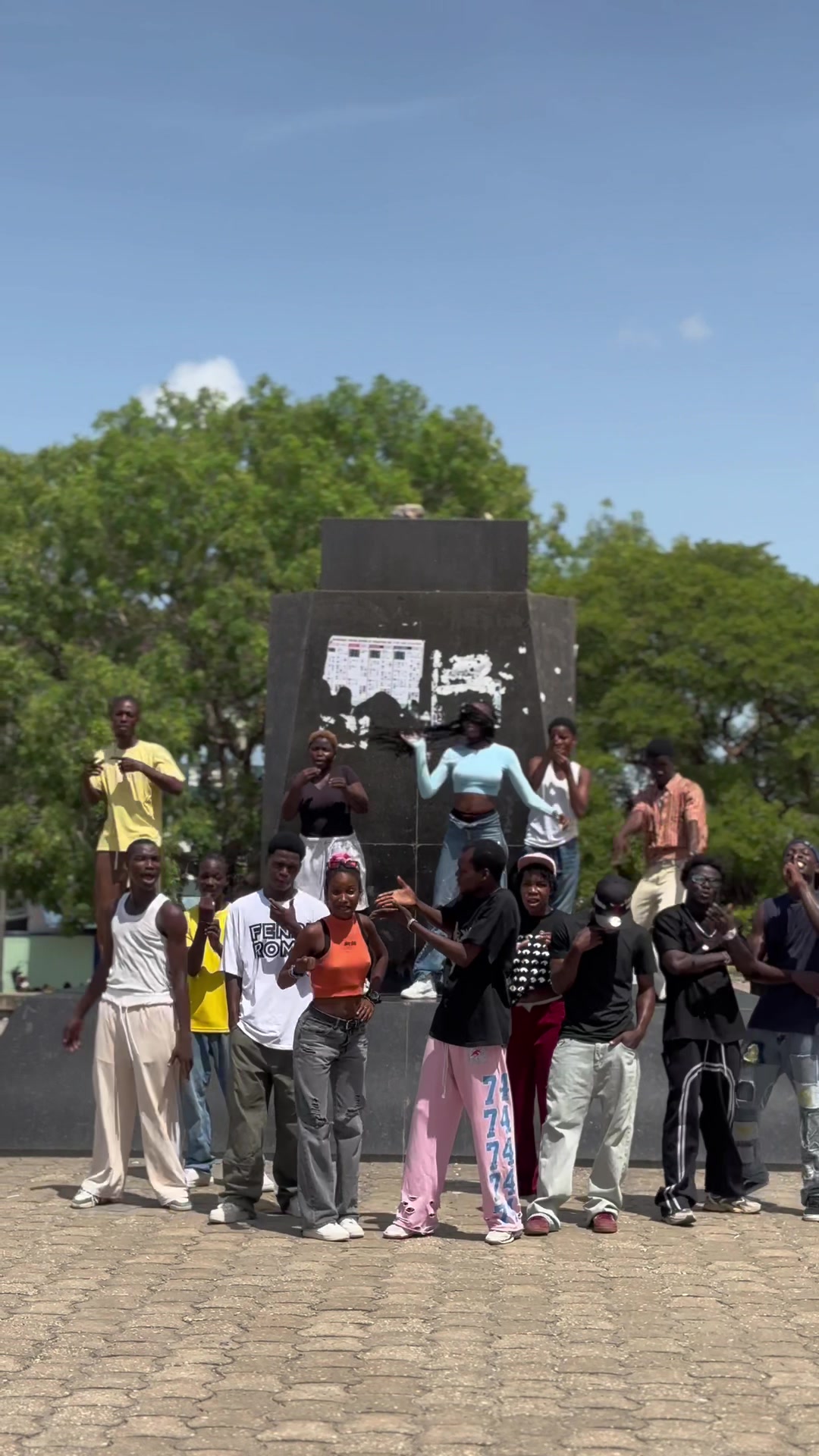@LES L&Eacute;GENDAIRES🇧🇯