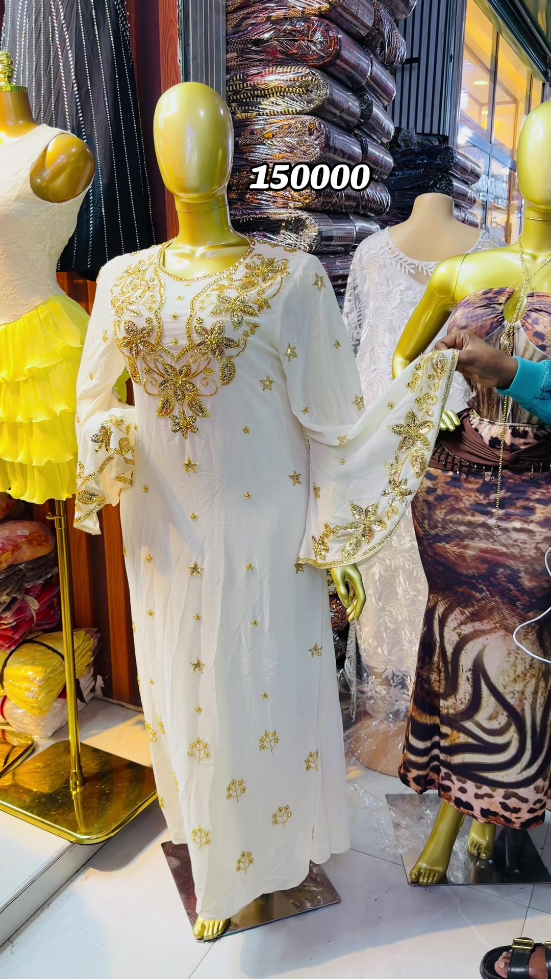 @BABA KAIRA OUTFIT