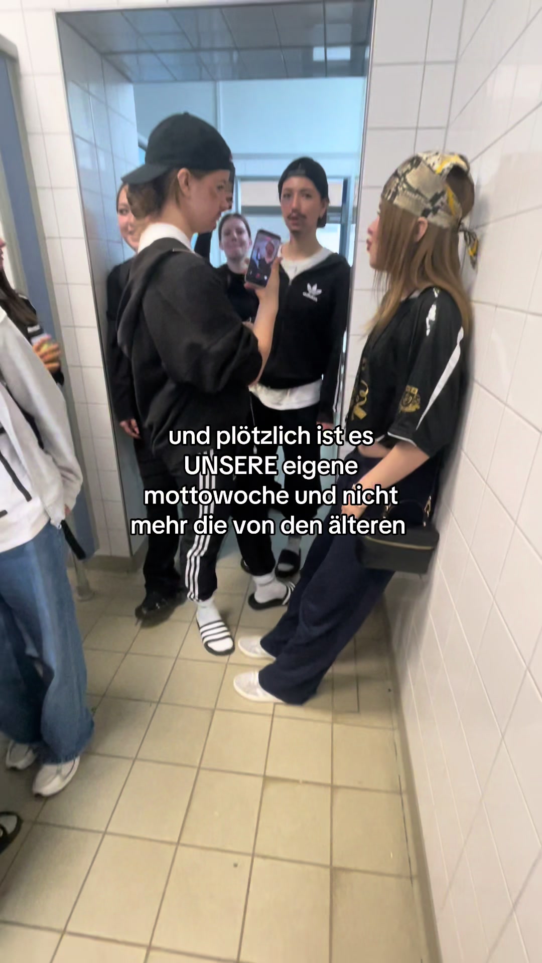 @𝐒&lsquo;🥥