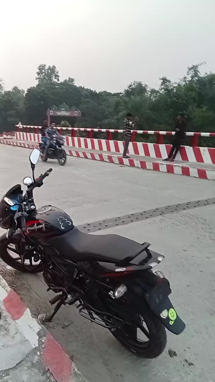 @নিঝুম রাতের তারা