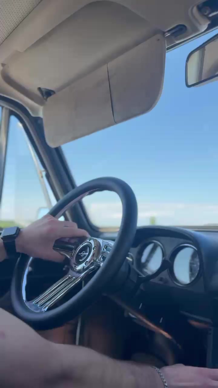 @10LN966