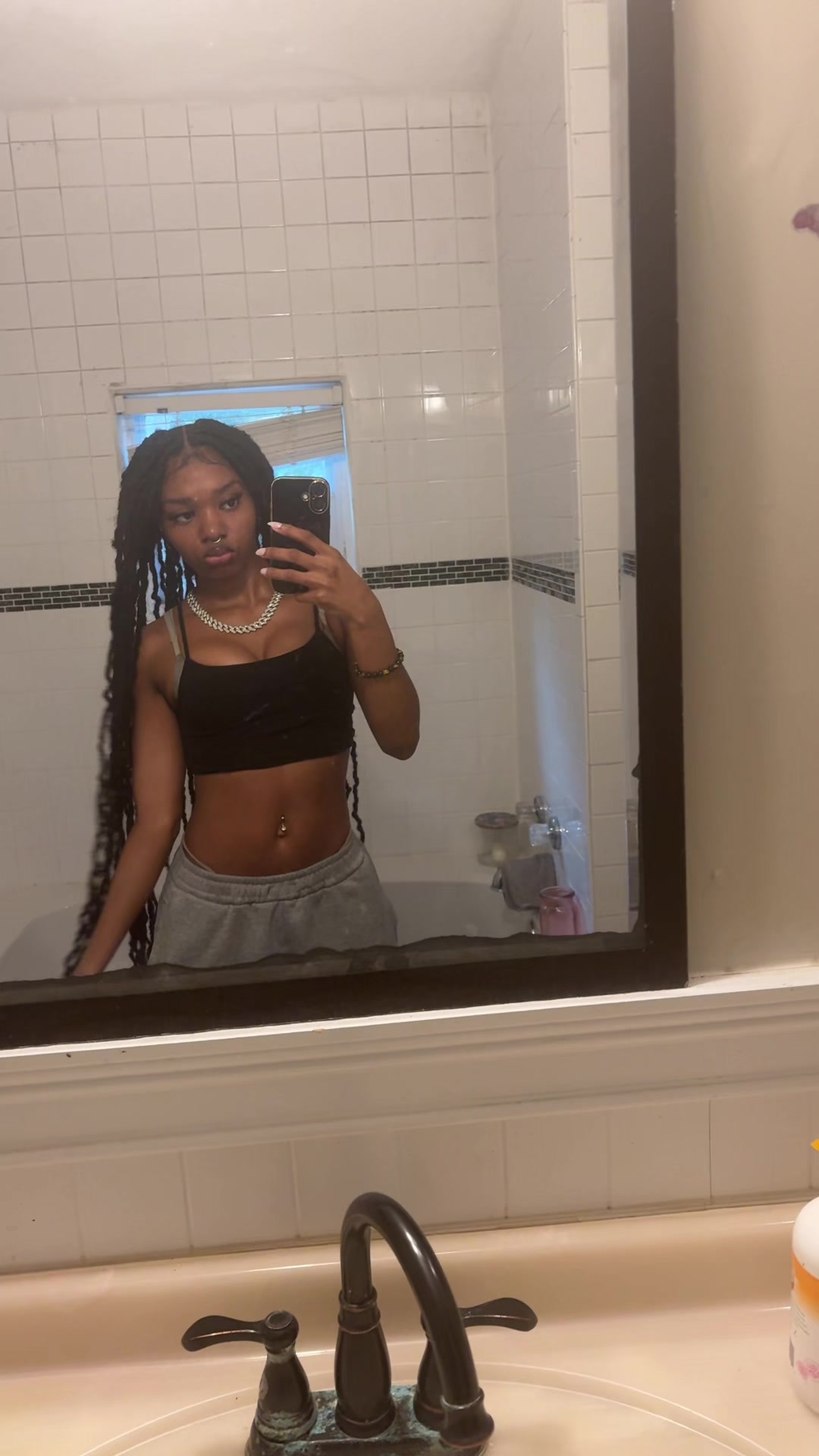 @ItzASONGI😌