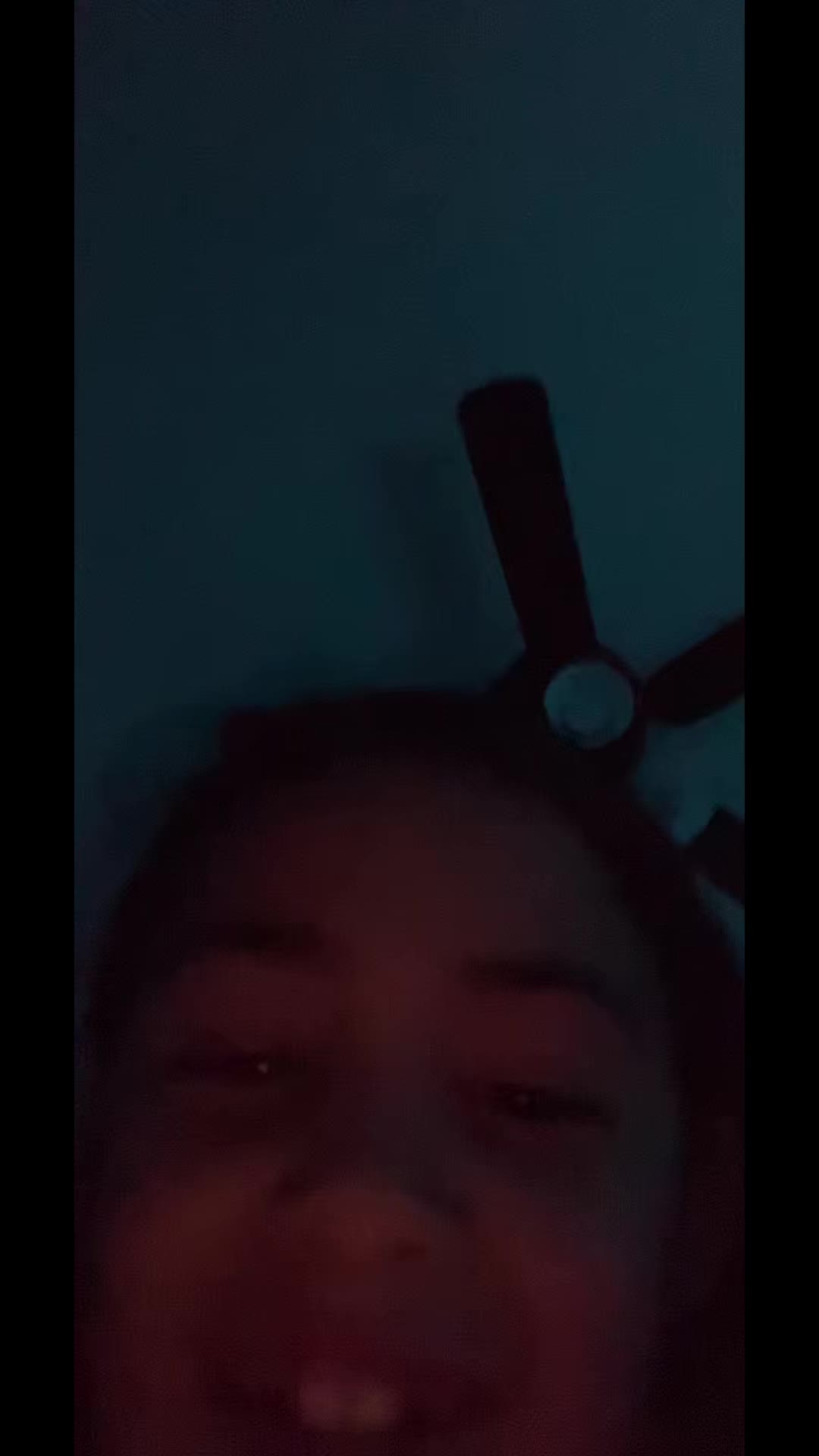 @Bro😝