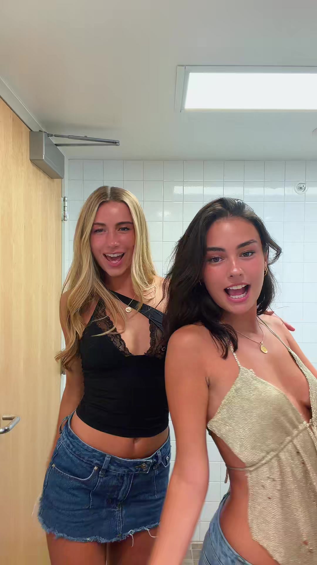 @av