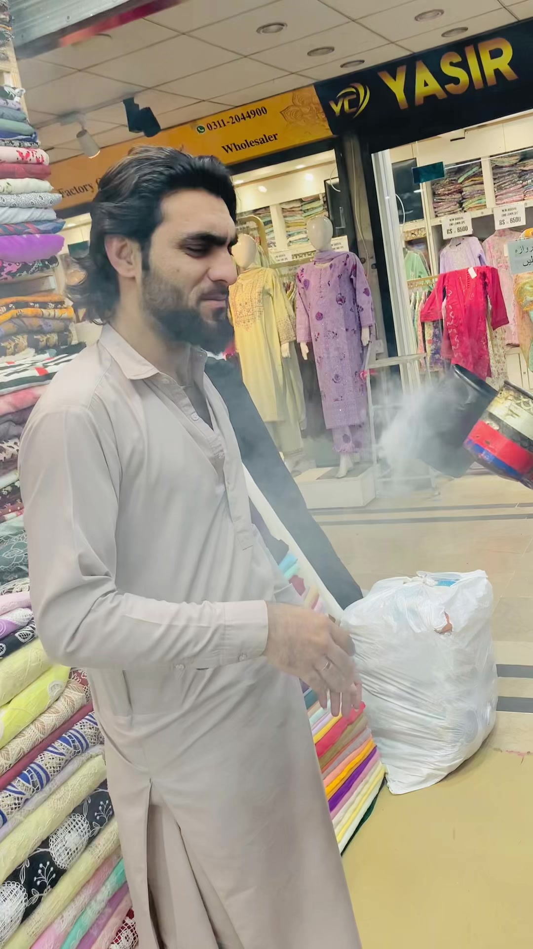 @Zubair pathan🤬
