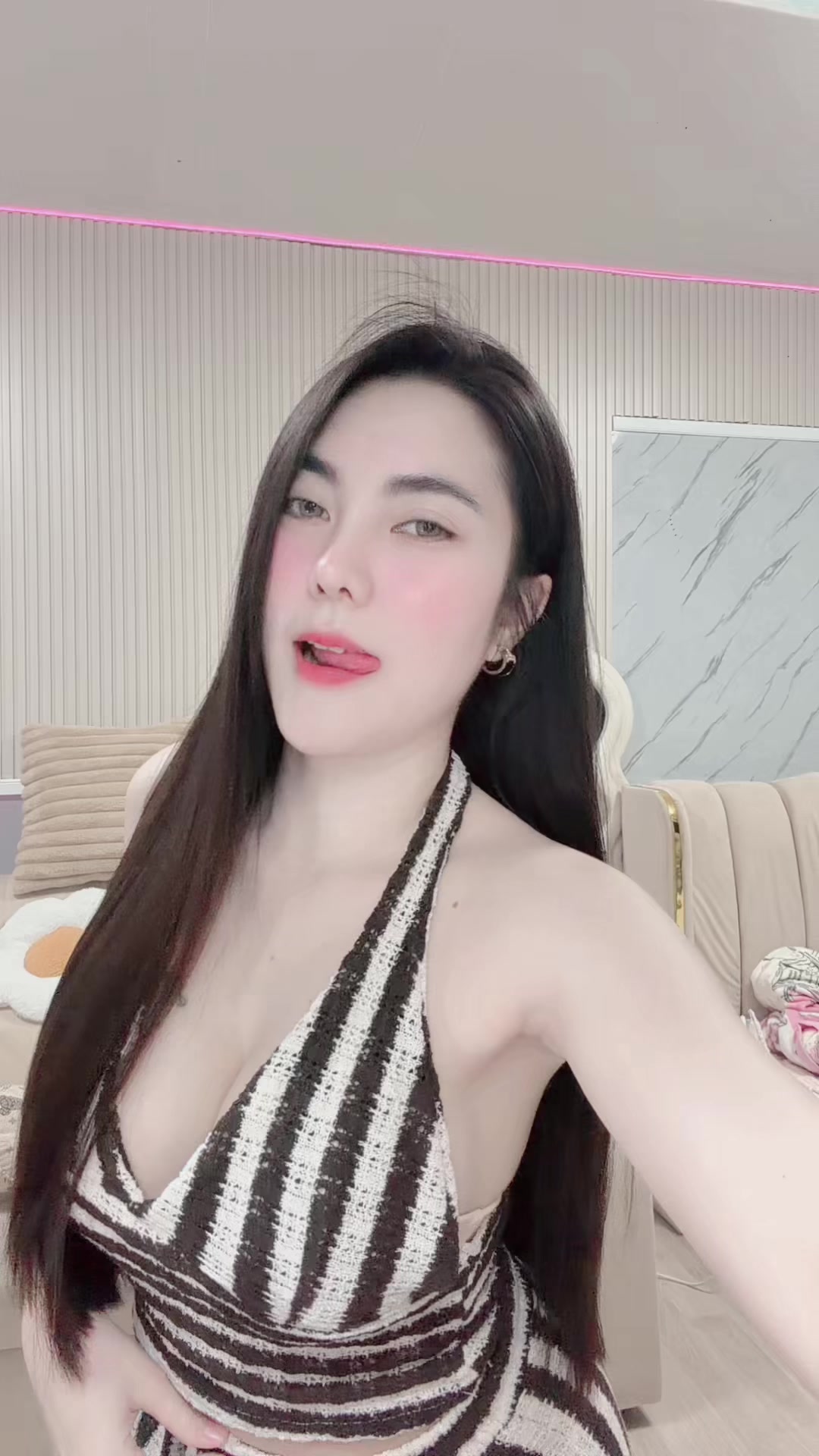 @ชัดเจน