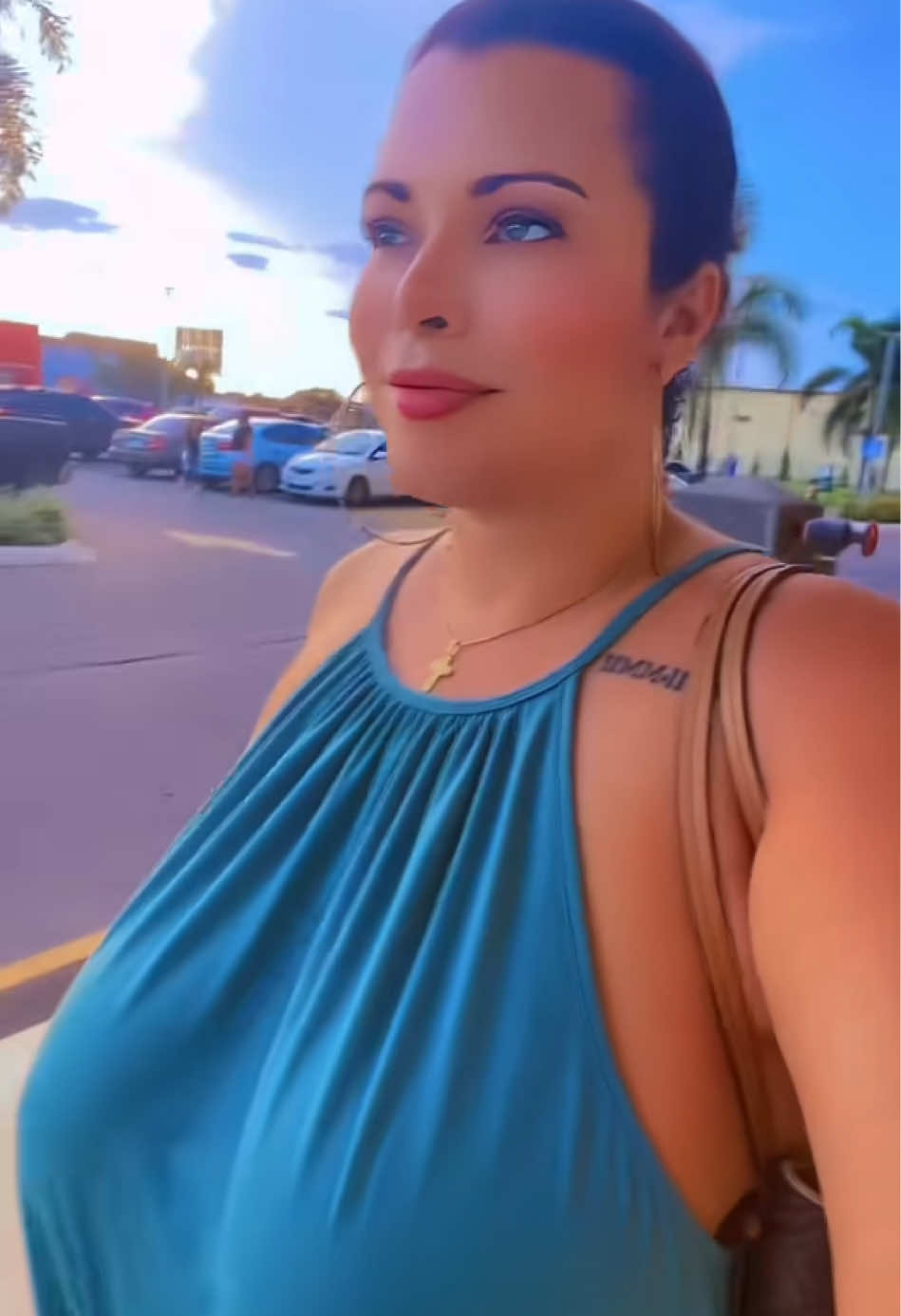 @Sororonga