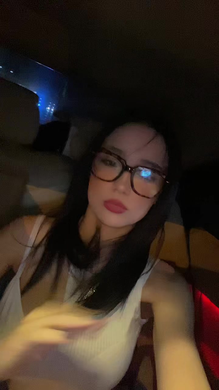 @Hira.akyollll
