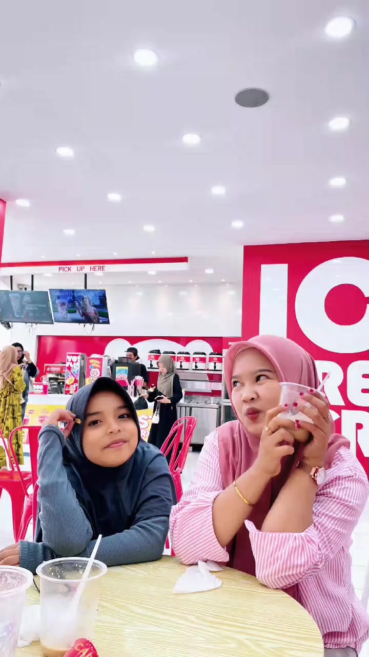 @neniii