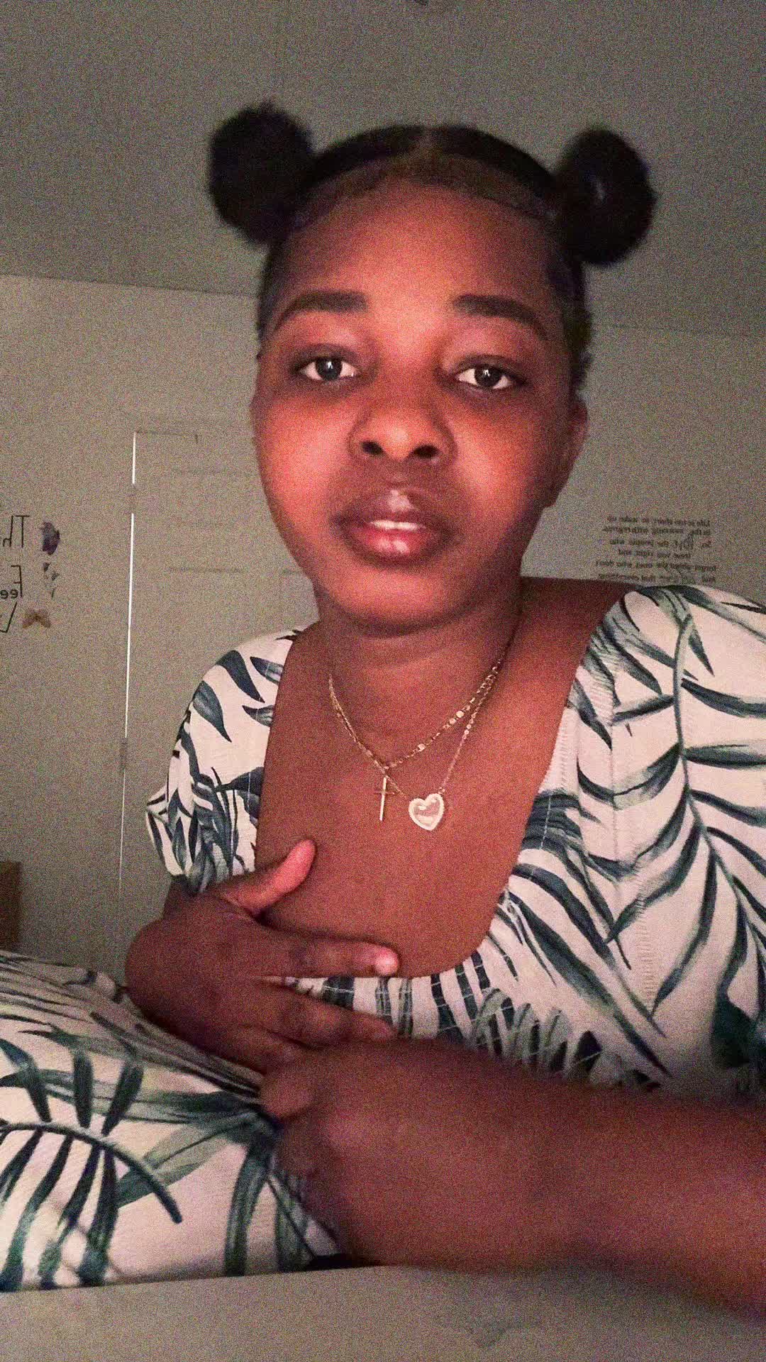 @Liline586