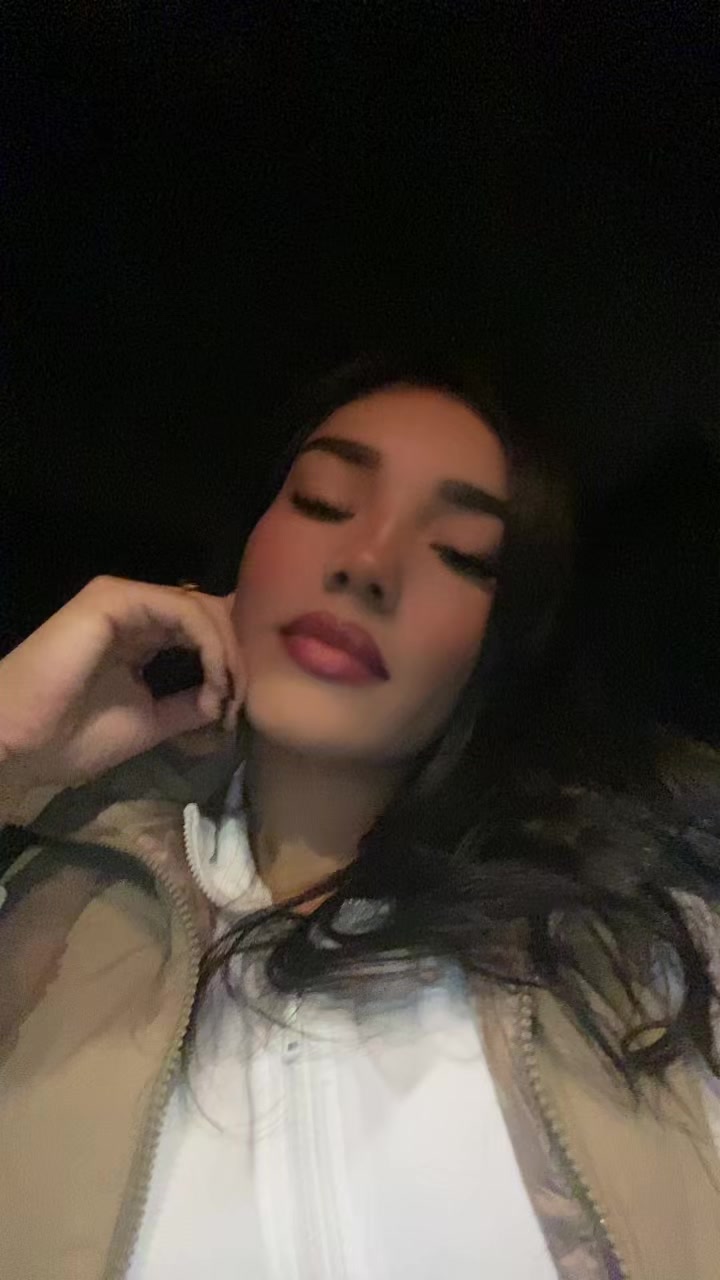 @Malu Flores