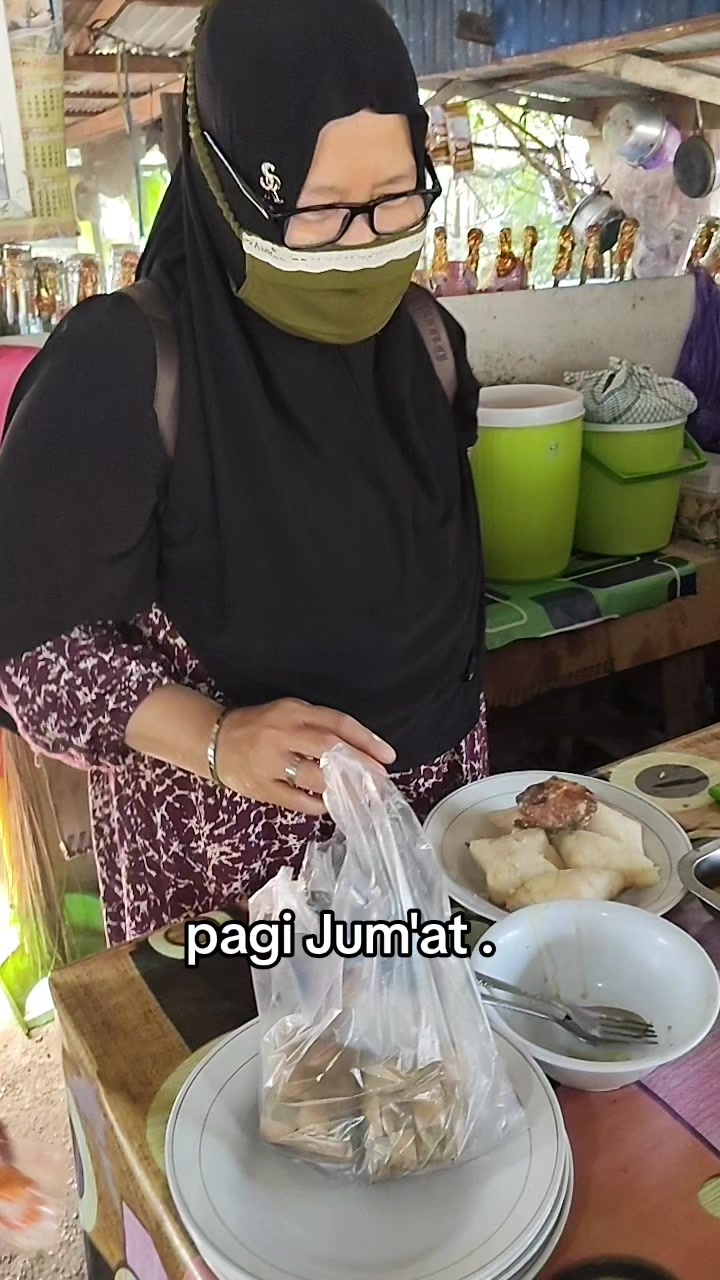@warung katupat acil ella