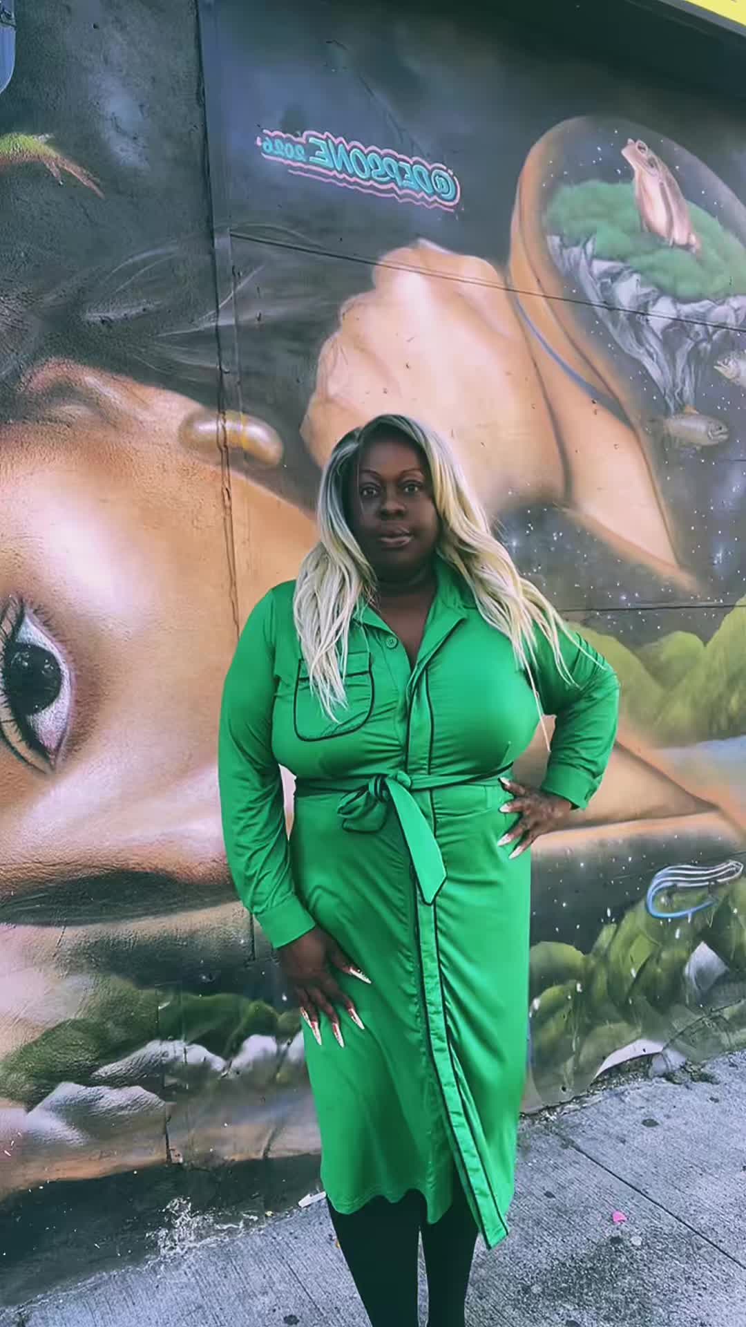 @newswithb