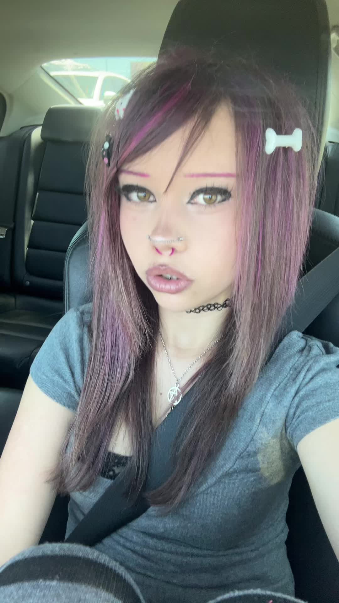 @scarletfartsglitter