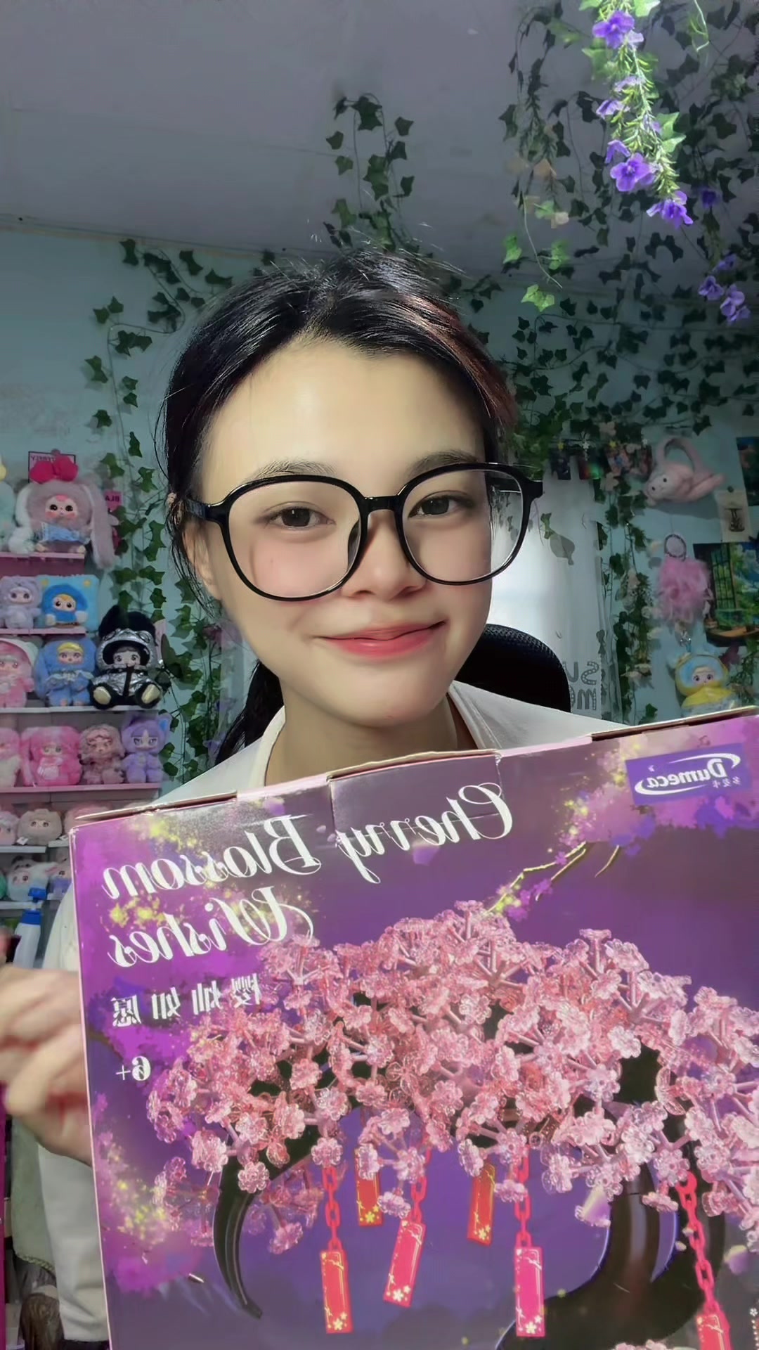 @๐๐๐๐ ๐โฌ