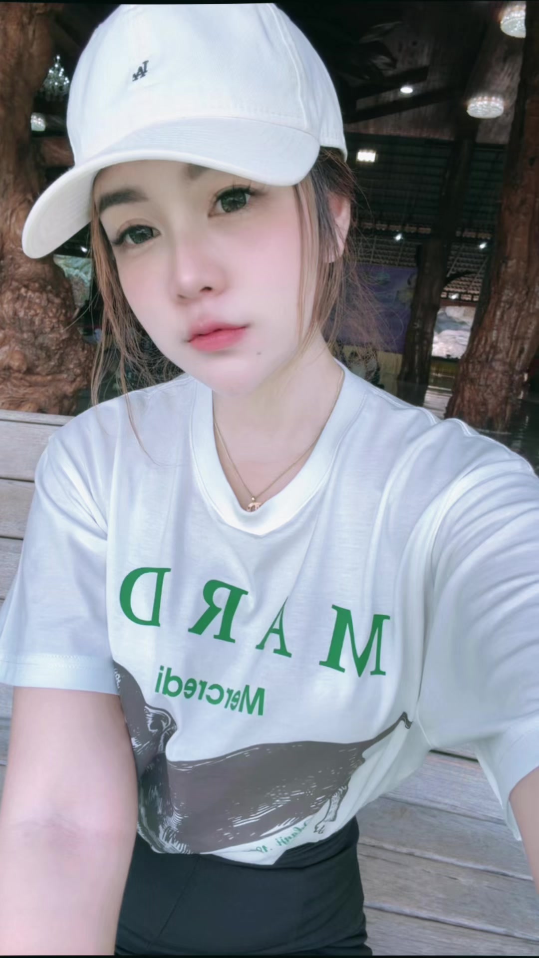 @ฟ้า>ที่ไม่ใช่ท้องฟ้า