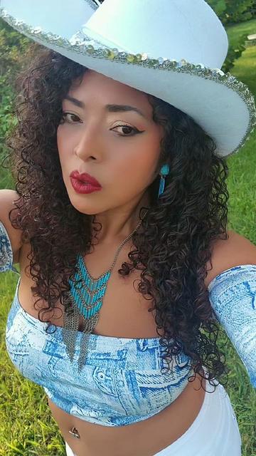 @LUZDELUNA3080