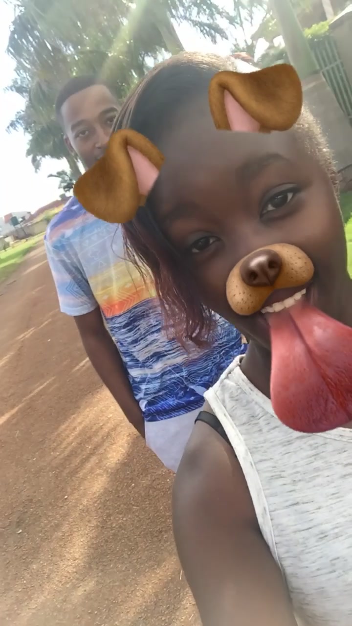 @Nellysharmy🇿🇼(NzwaraFamily)
