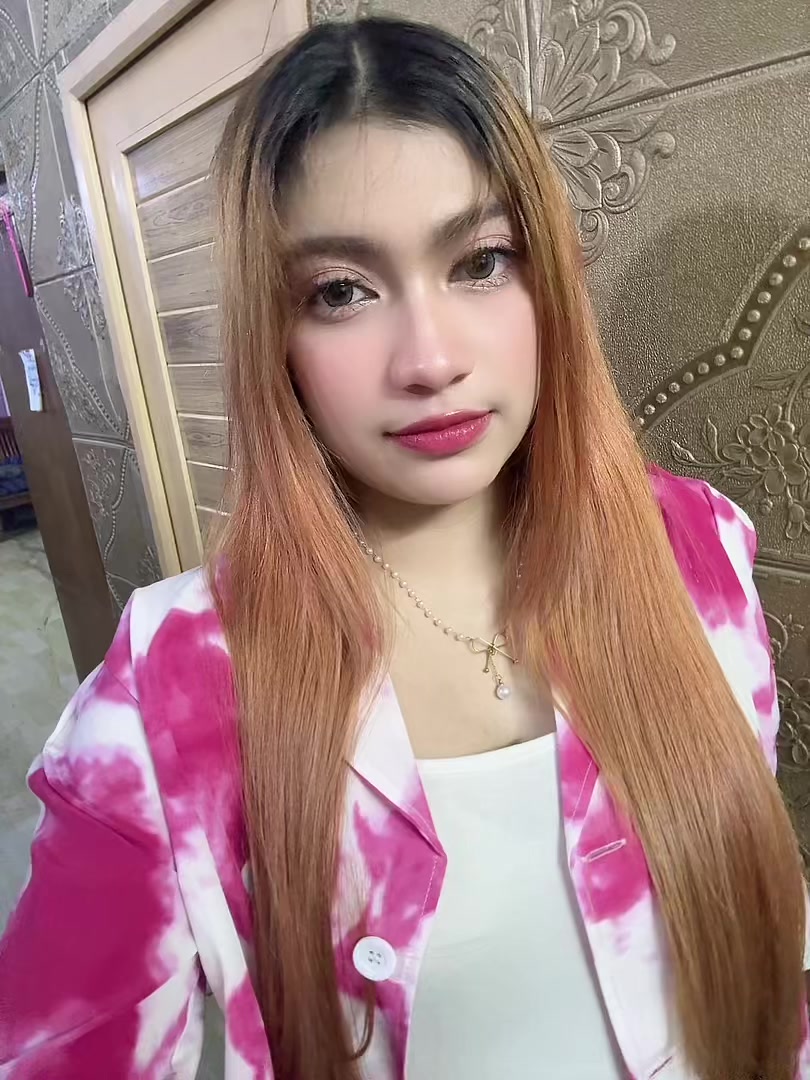 @De Dee MUA💄🤎