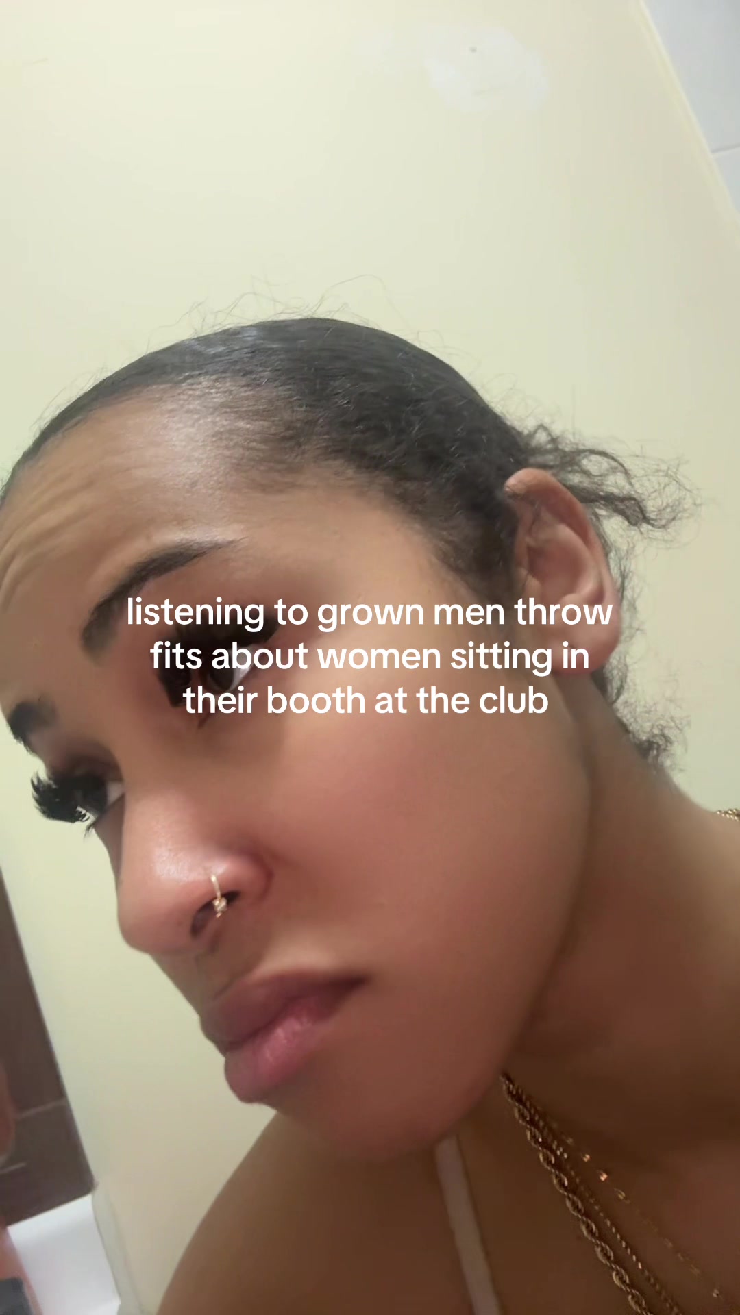 @ELLENIA MIONI
