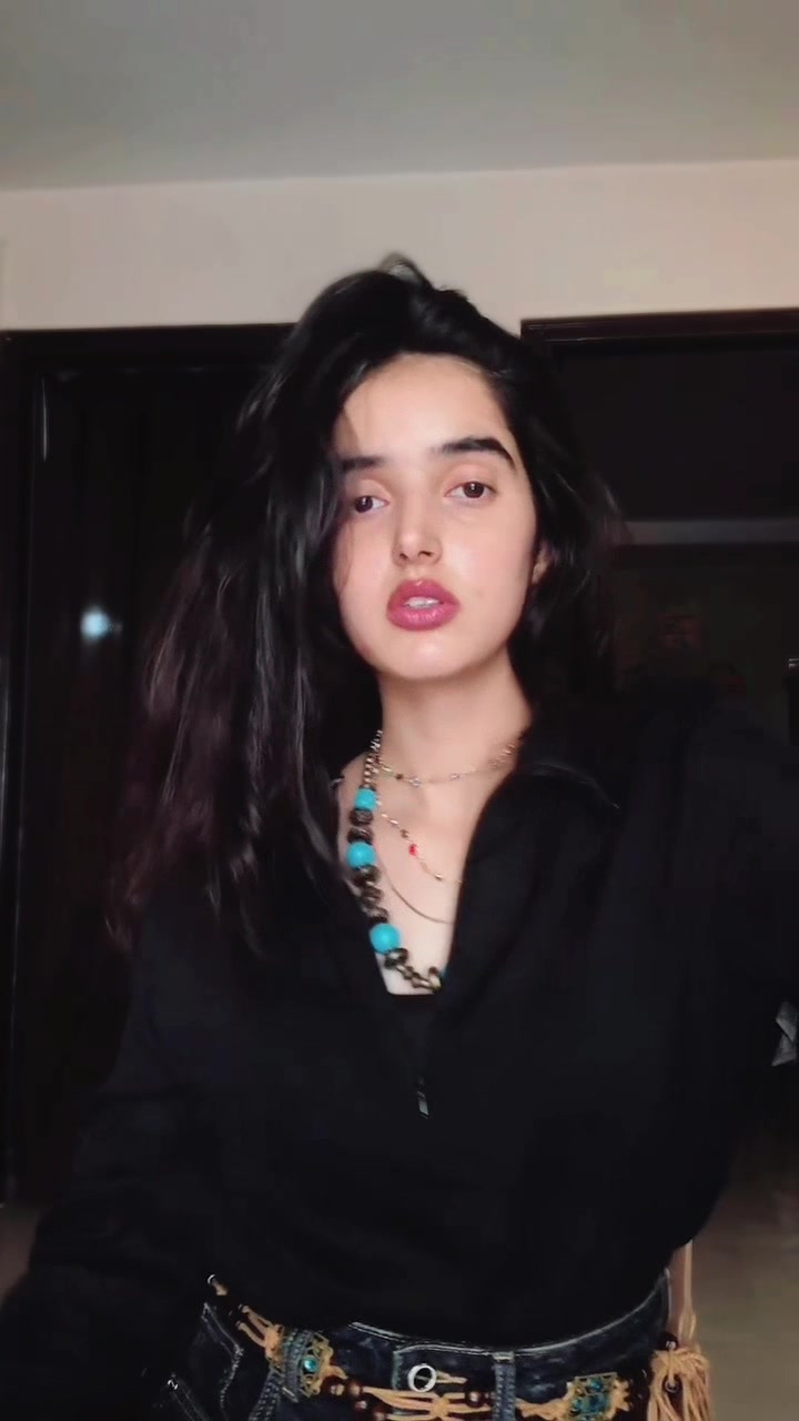 @Jiya 🦋