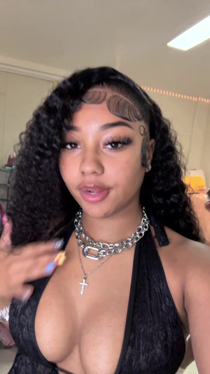 @Briiiskiiii