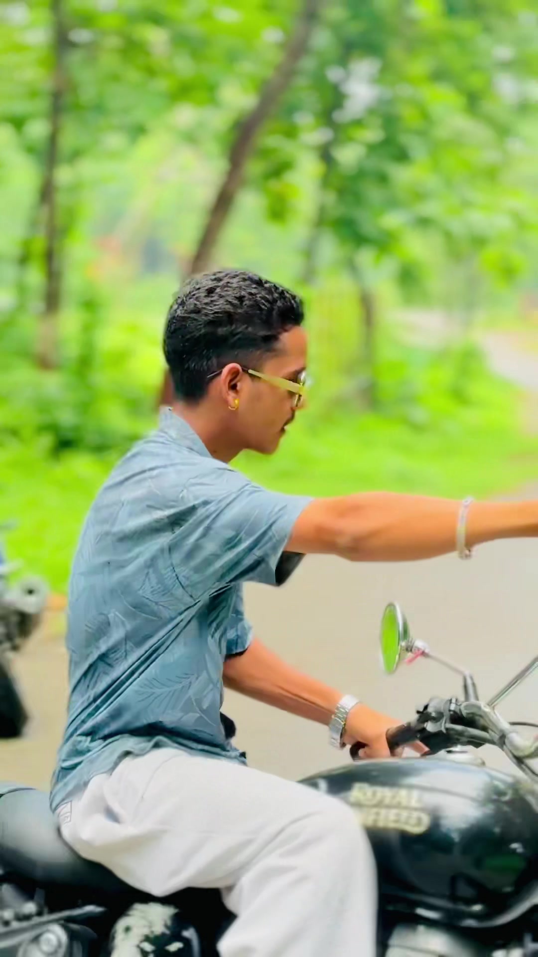@suraj_ydv_3333