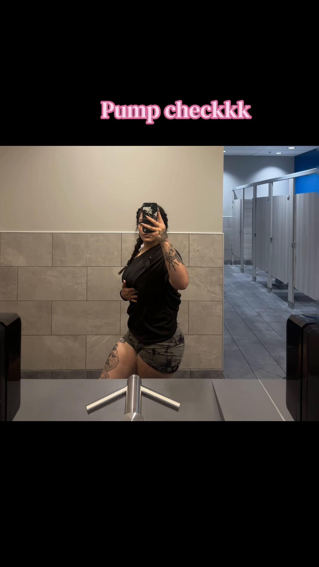 @lexiliftsheavy🖤