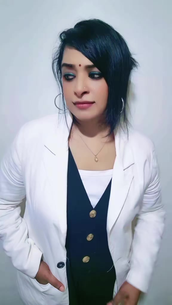 @Radha_Ashanti