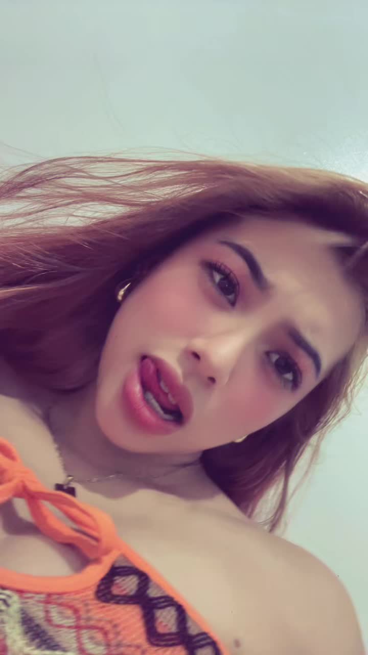 @flamin’ hot cheetos 🌶️
